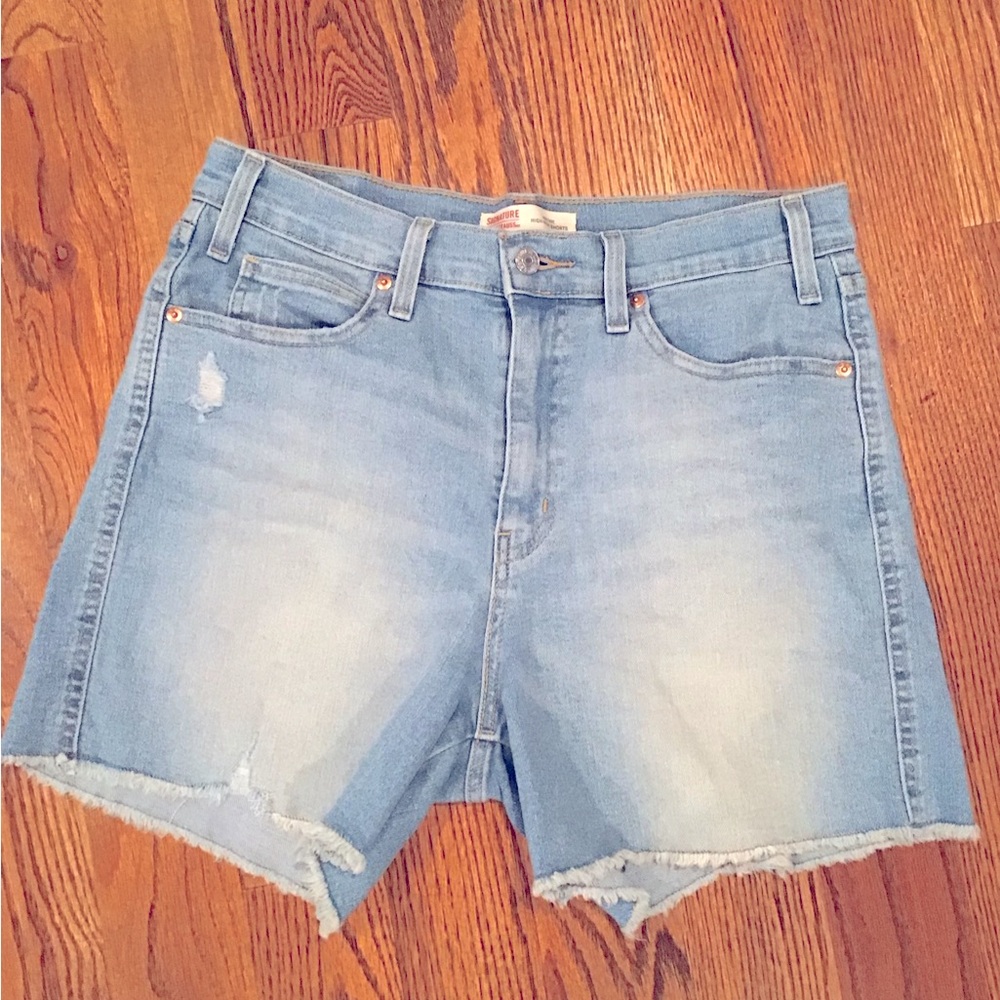 Levi Strauss signature distressed cutoff jean shorts size 12